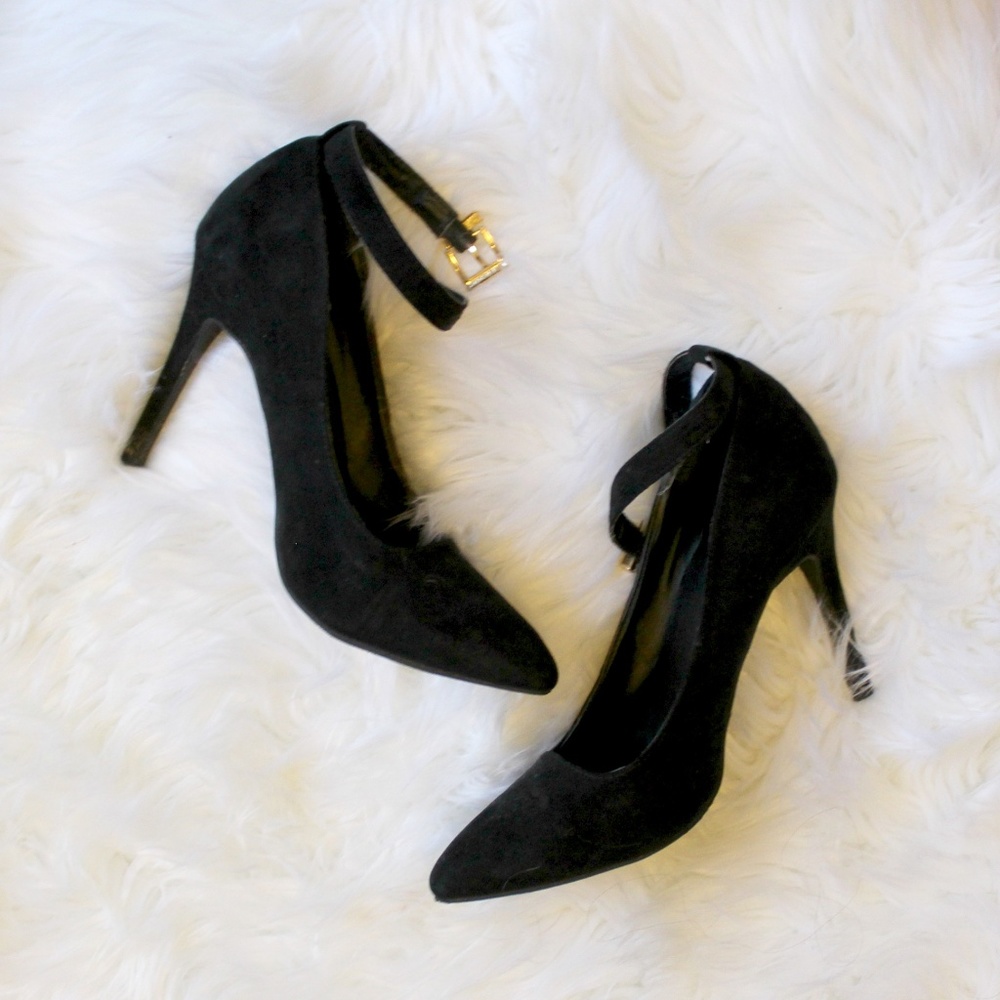 Black Faux Suede Ankle Strap Pumps 7